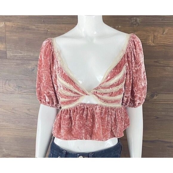 Free People Sz L Mauve Pink Velvet Peplum Ruffle Hem Cropped Smocked Top NWT NEW - Picture 11 of 16